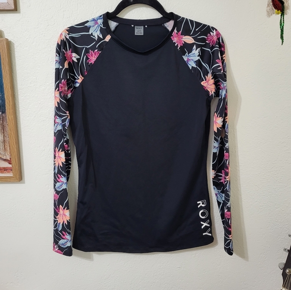 Roxy swim shirt - Picture 2 of 3
